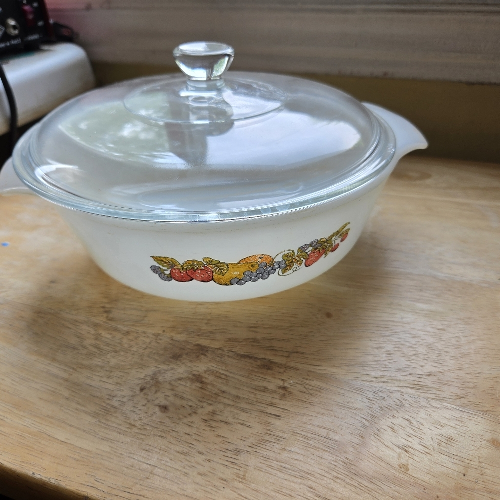 Anchor Hocking Fire King 1.5 Qt Casserole Dish w/ Lid Nature's Bounty